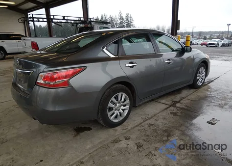 2014 Nissan Altima 2.5 S z USA, uszkodzony, nr VIN 1N4AL3AP0EC130428